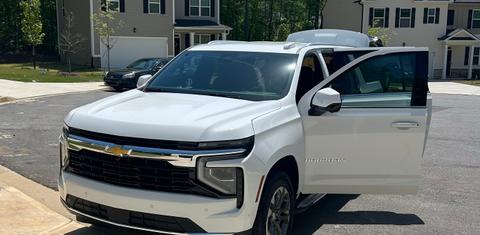 Chevrolet Suburban 2025