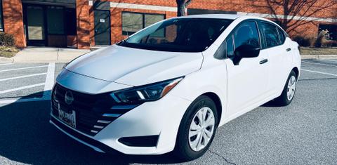Nissan Versa 2024