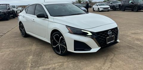 Nissan Altima 2025