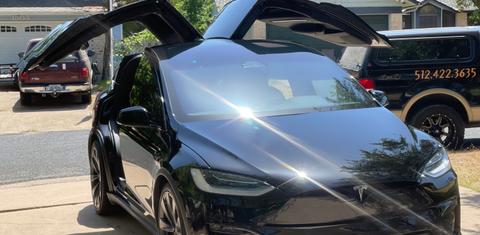 Tesla Model X 2022