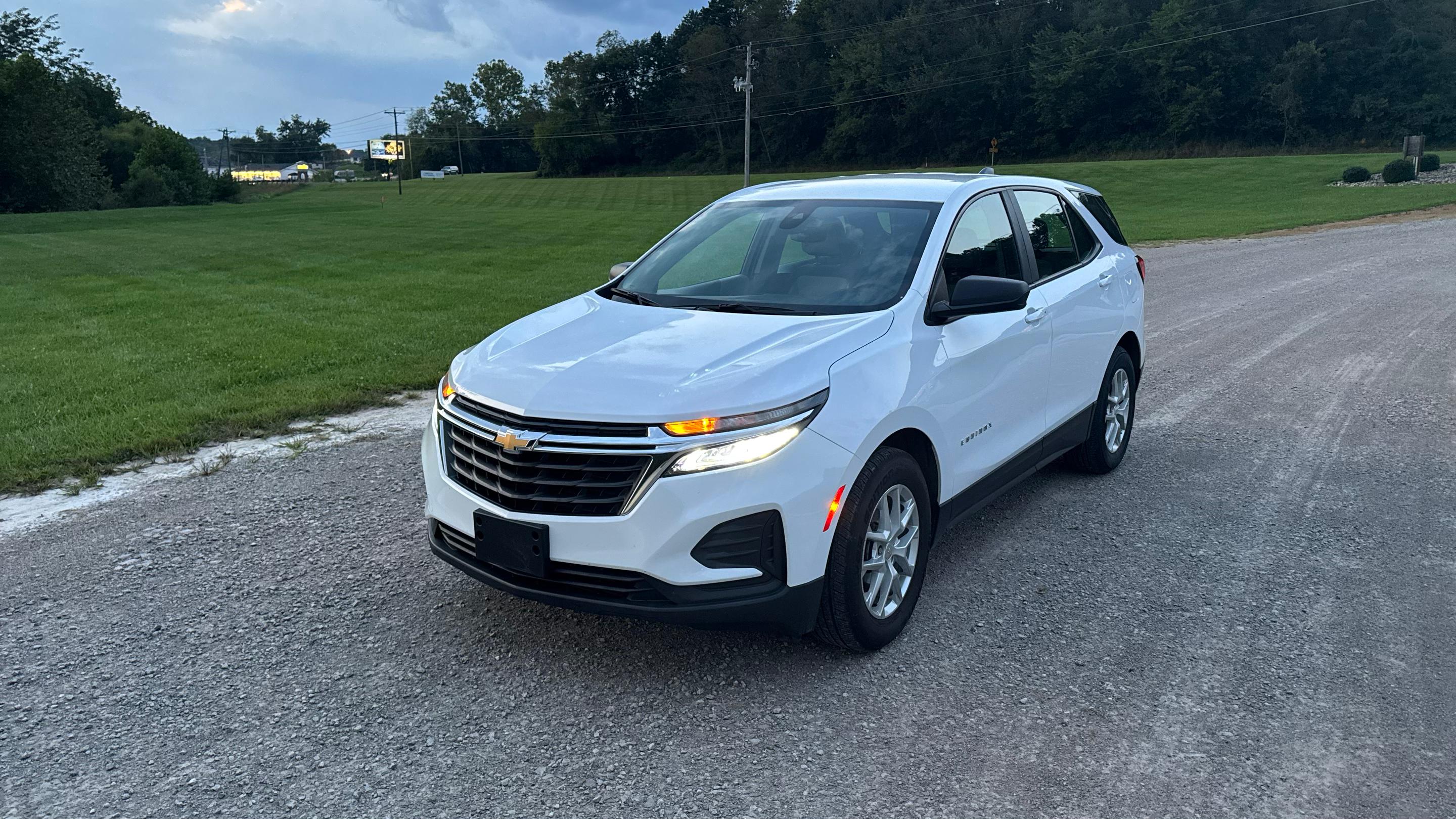 Chevrolet Equinox 2023 in Zanesville, OH