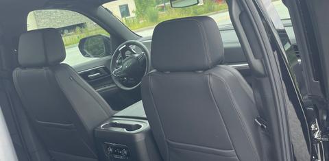 Chevrolet Suburban 2025