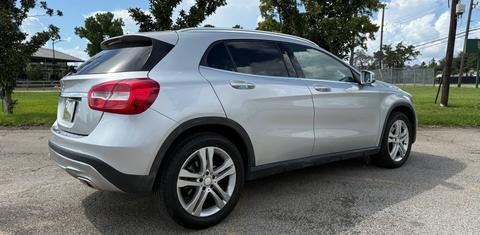 Mercedes-Benz GLA-Class 2015