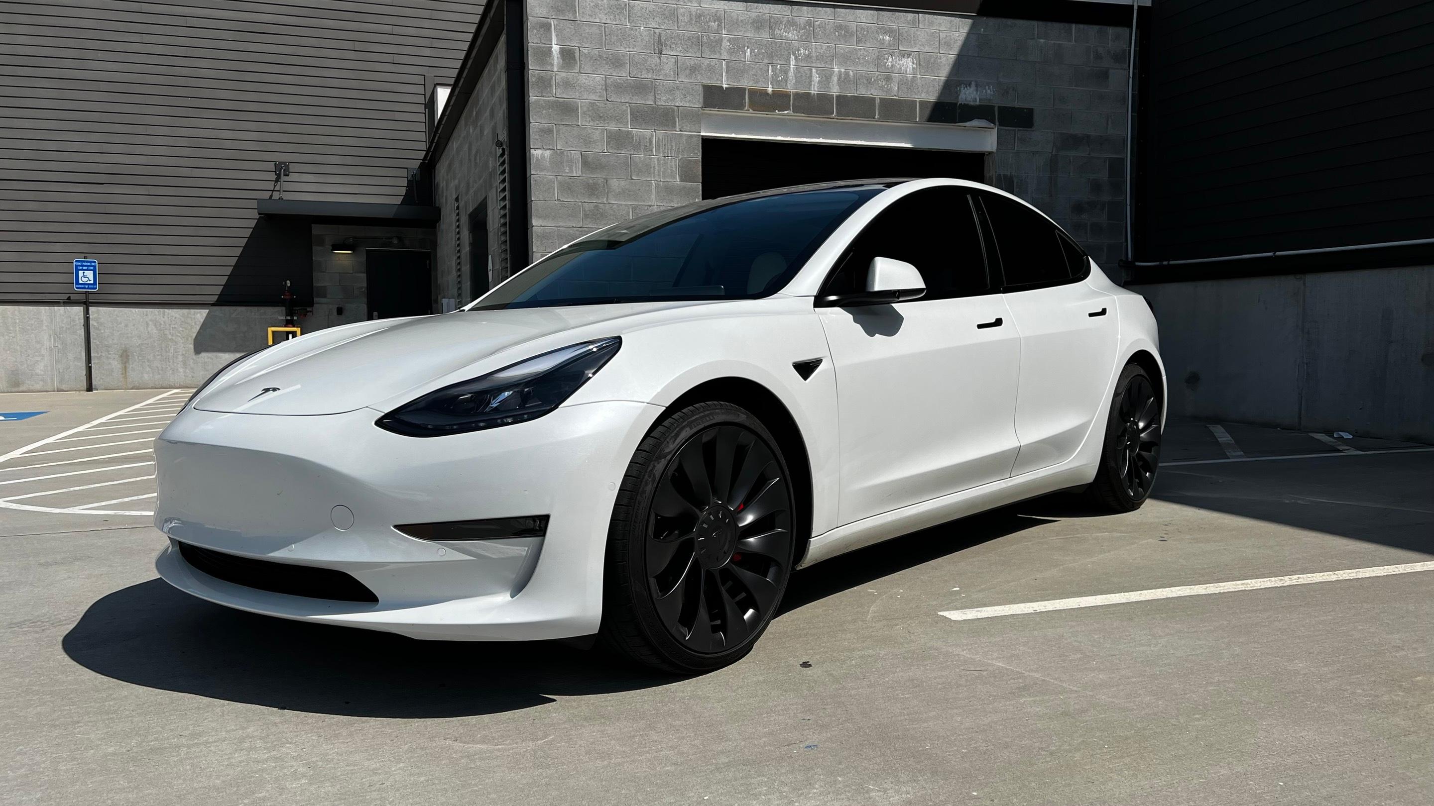 Tesla Model 3 2022 in 