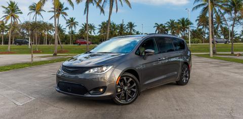 Chrysler Pacifica 2020