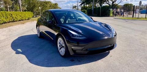 Tesla Model 3 2021