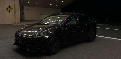 Tesla Model Y 2026