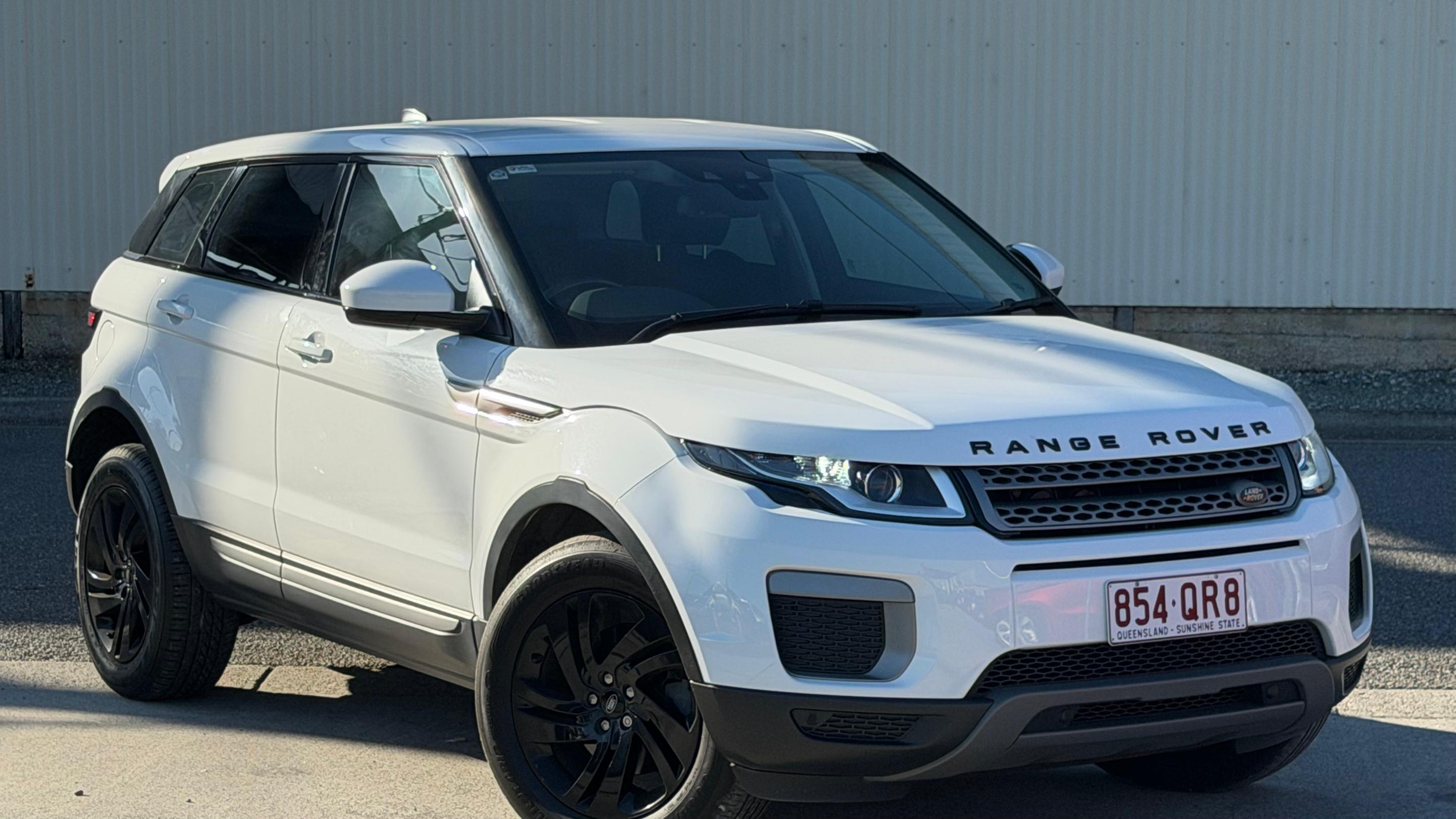 Land Rover RANGE ROVERE VOQUE 2016 in Albion