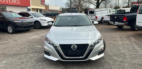Nissan Altima 2020