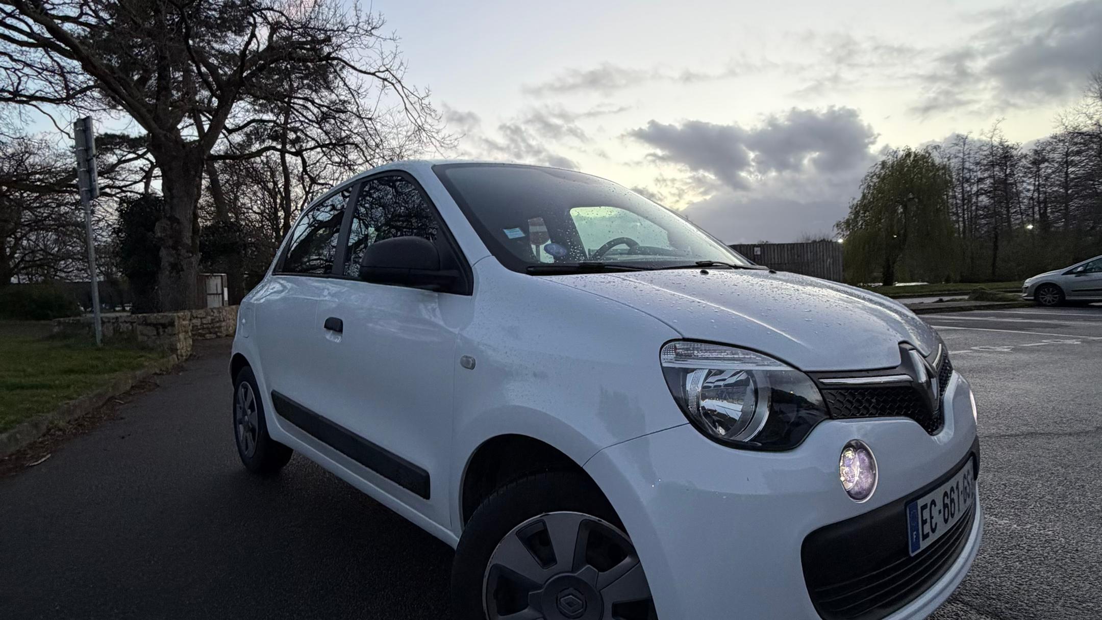 Renault TWINGO III 2016 à Quimper