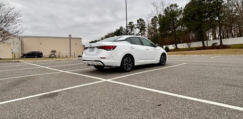 Nissan Sentra 2024