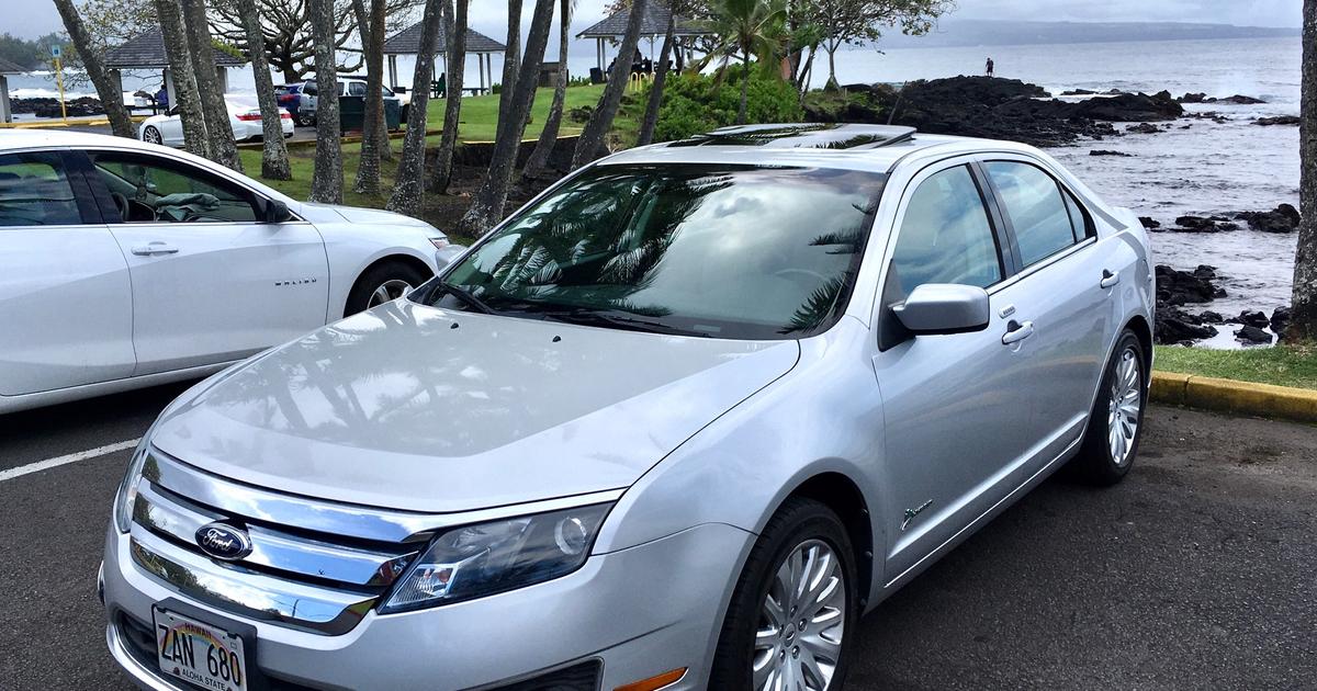 Ford Fusion Hybrid 2012 rental in Hilo, HI by Dennis M. Turo