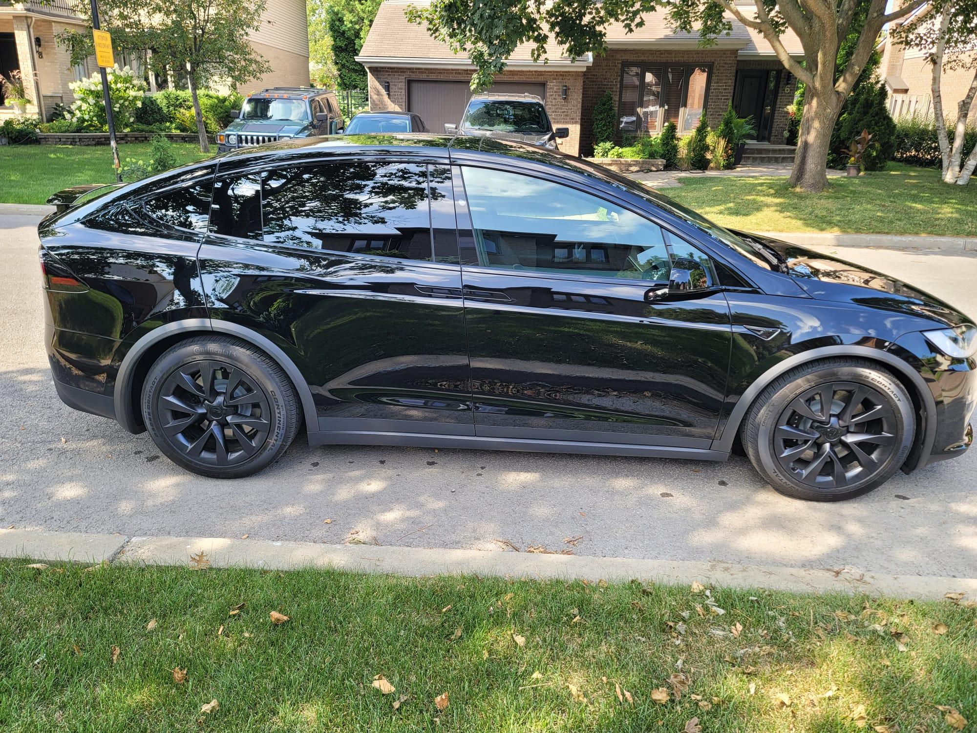 Tesla Model X 2022 in Kirkland, QC