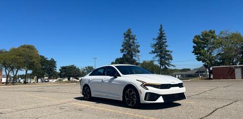 Kia K5 2025