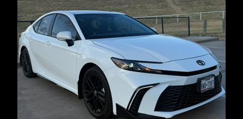 Toyota Camry Hybrid 2026