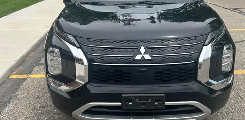 Mitsubishi Outlander 2024