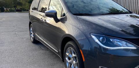 Chrysler Pacifica 2019