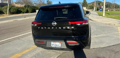 Nissan Pathfinder 2024