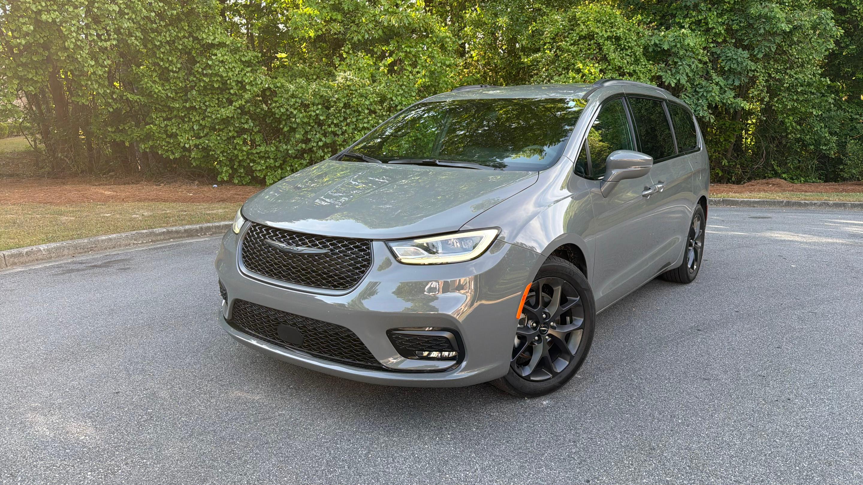 Chrysler Pacifica 2022 in Lawrenceville, GA