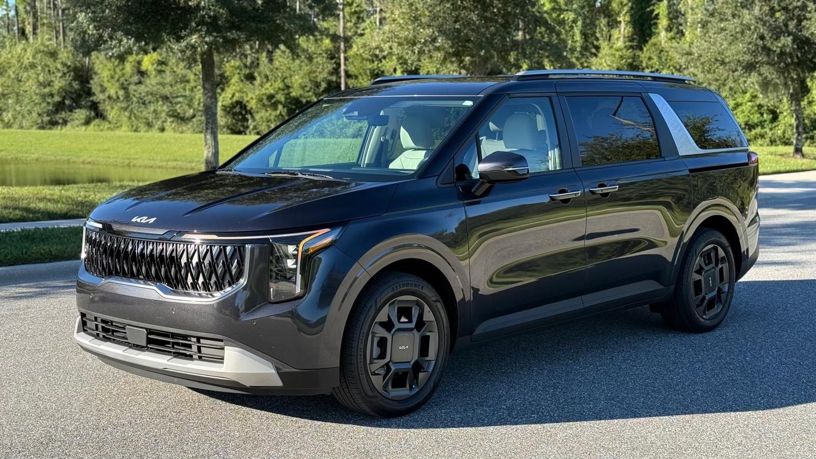 Kia Carnival Hybrid 2025 in Orlando, FL