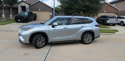 Toyota Highlander Hybrid 2021