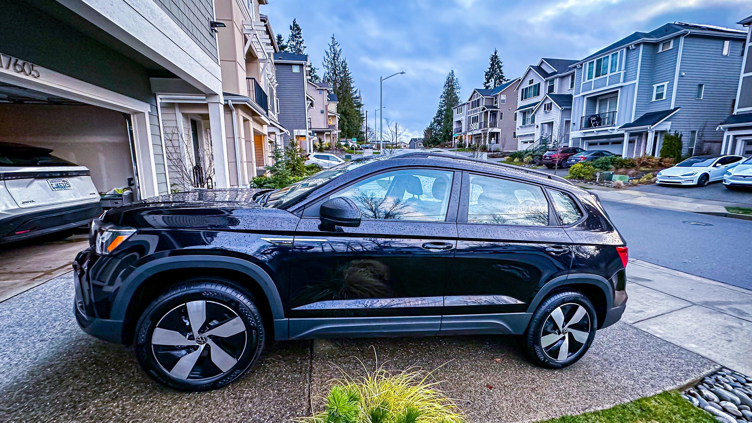 Volkswagen Taos 2024 in Mountlake Terrace, WA