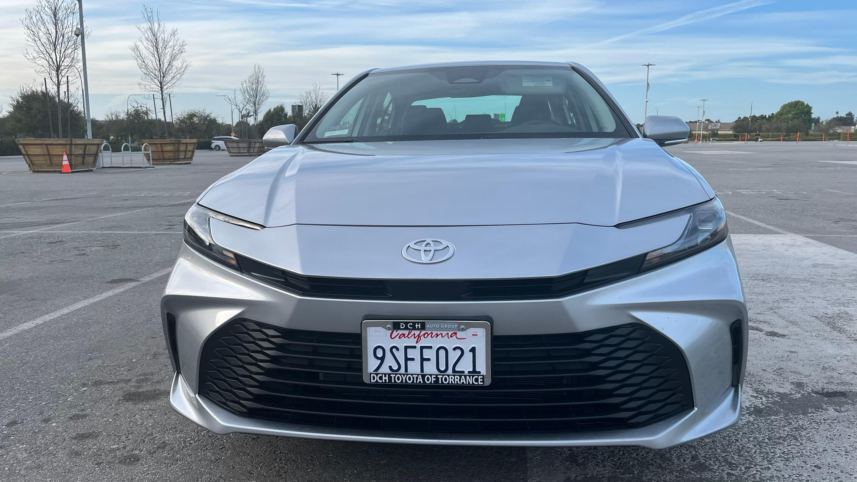 Toyota Camry Hybrid 2025 in 