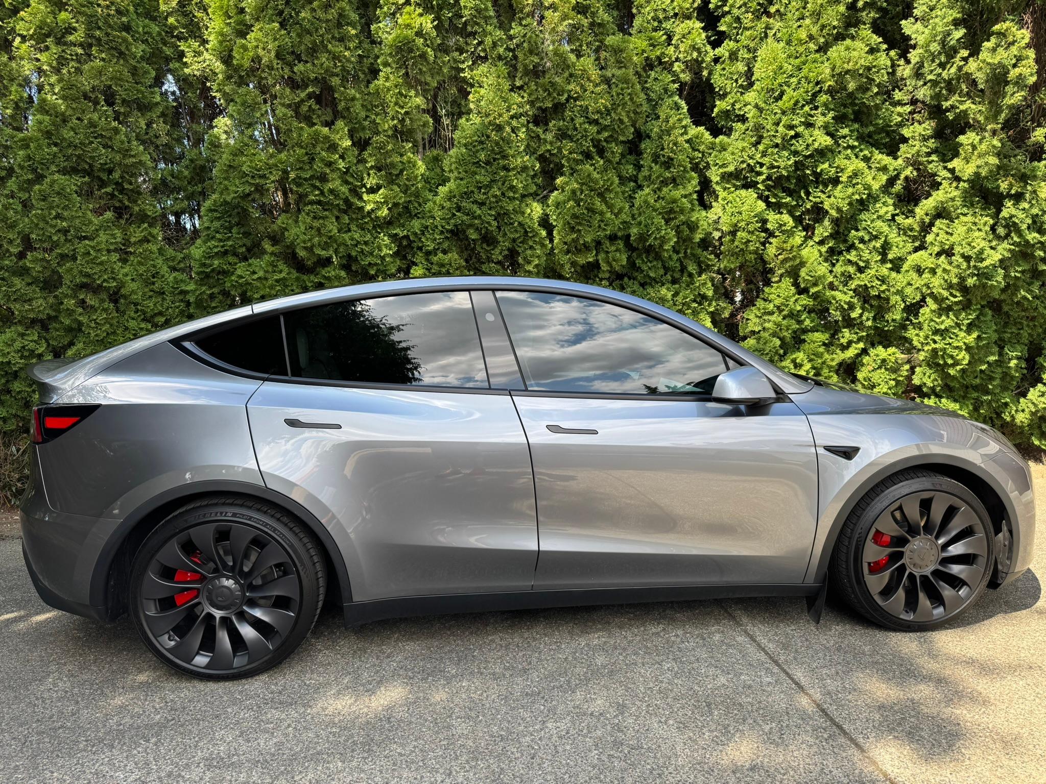Tesla Model Y 2024 in 