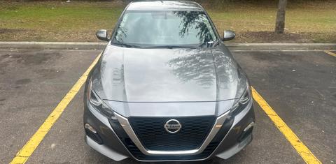 Nissan Altima 2019
