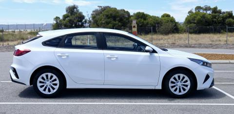 Kia CERATO 2024