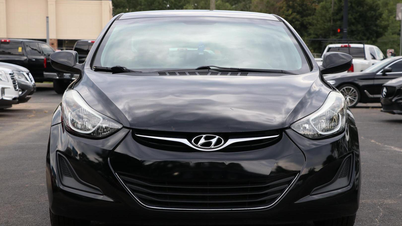 Hyundai Elantra 2015 in Columbus, GA