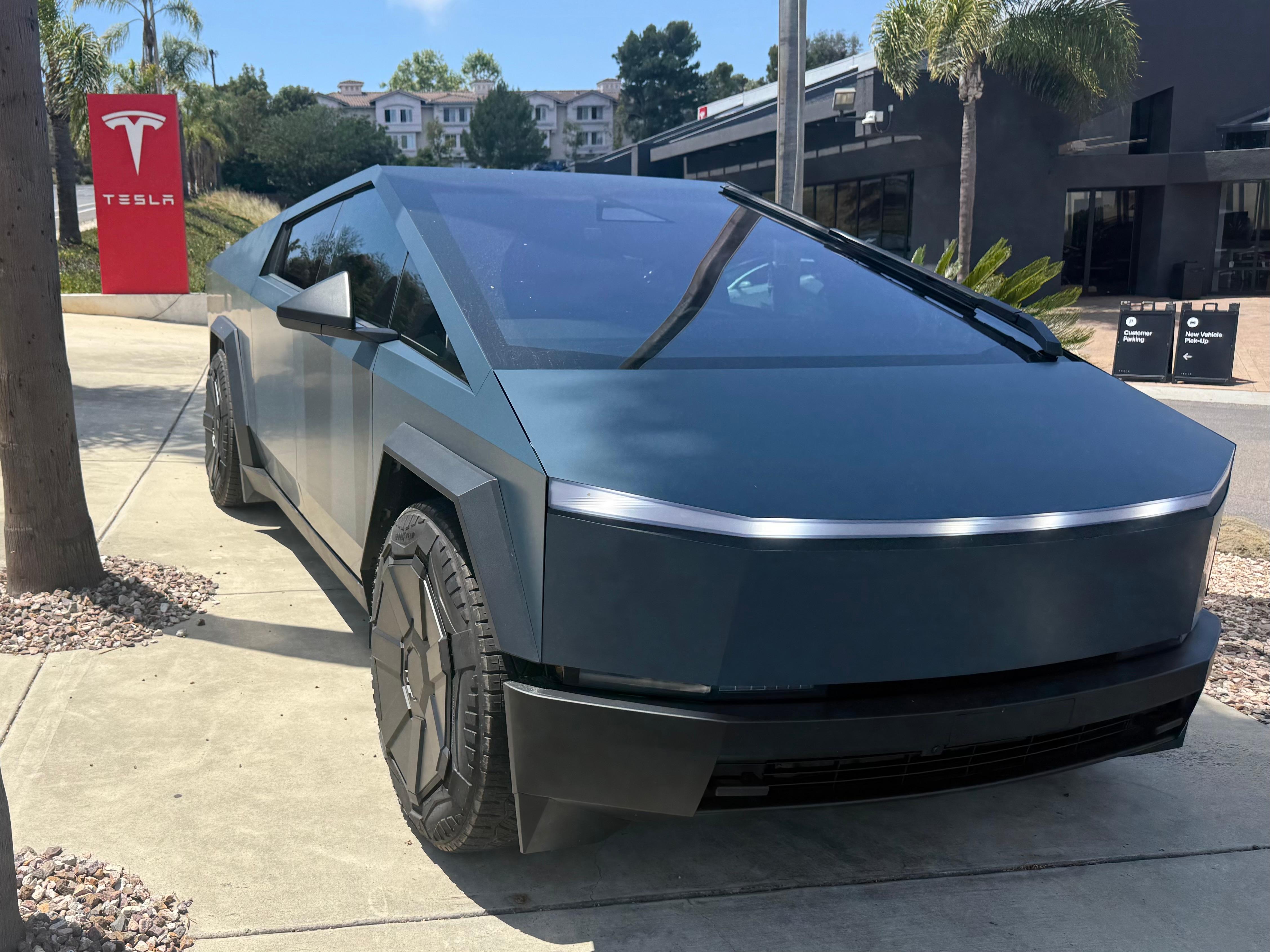 Tesla Cybertruck 2026 in Encinitas, CA