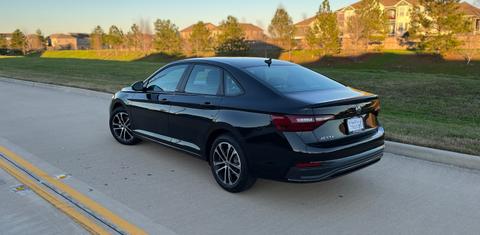 Volkswagen Jetta 2023