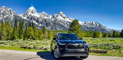 Toyota Highlander 2021