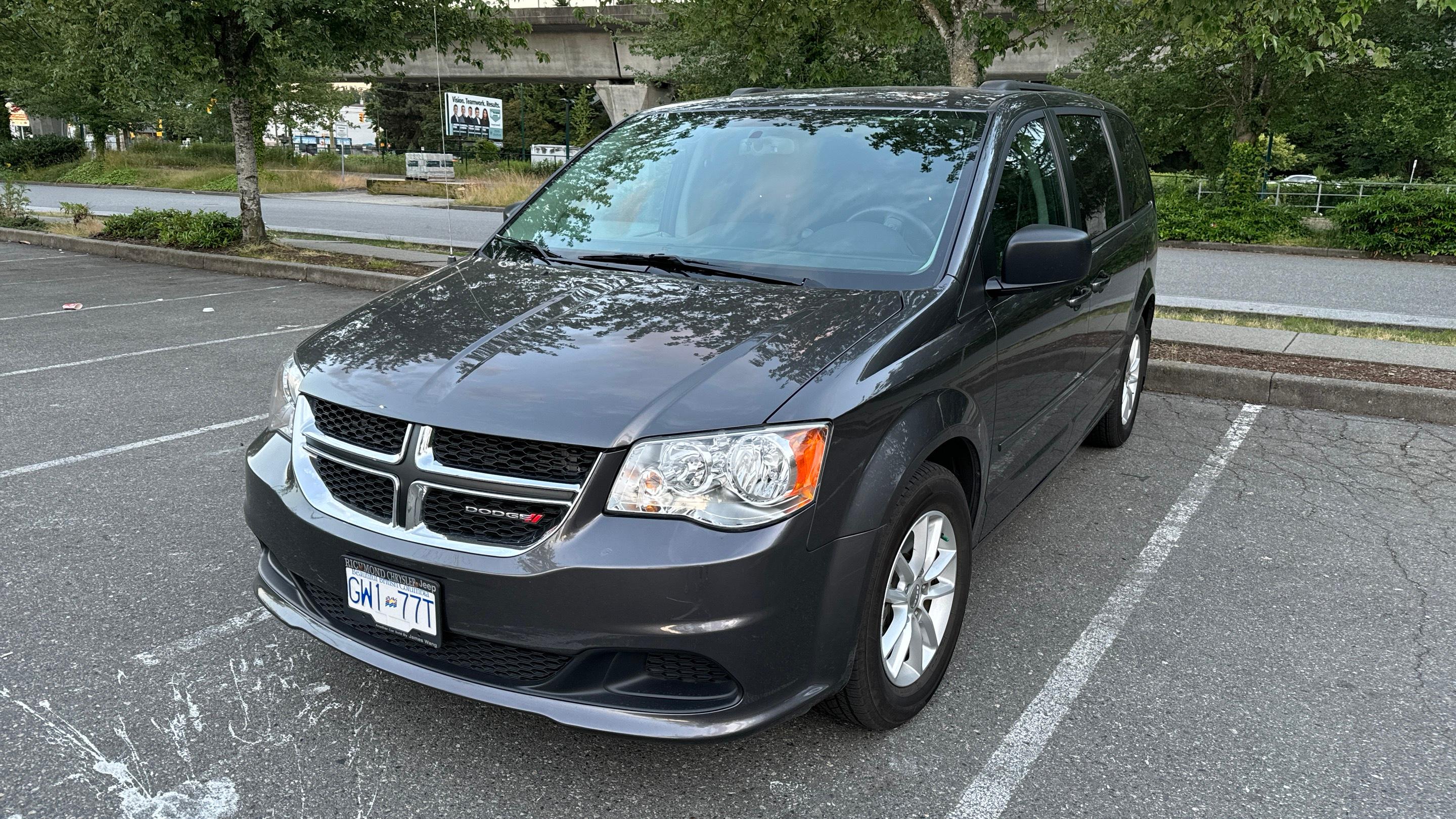 Dodge Grand Caravan 2016 in Vancouver, BC