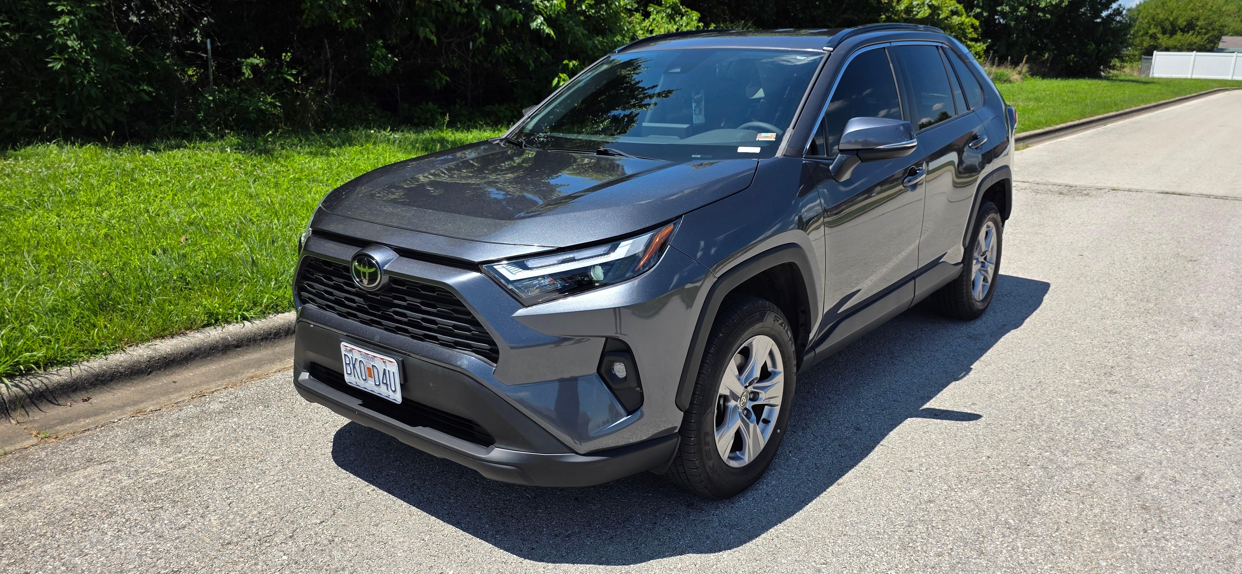 Toyota RAV4 2022 in Springfield, MO