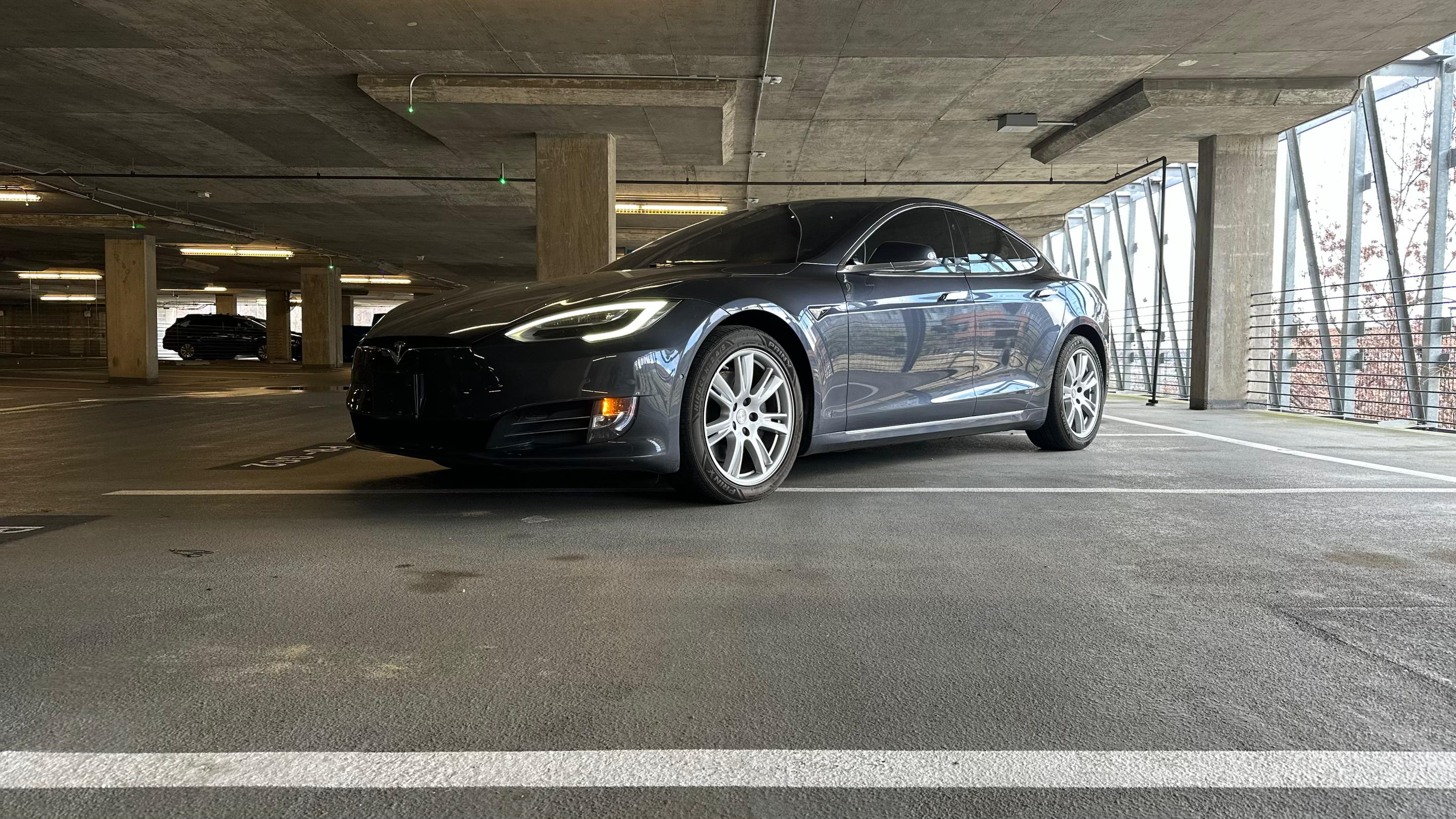 Tesla Model S 2020 in 