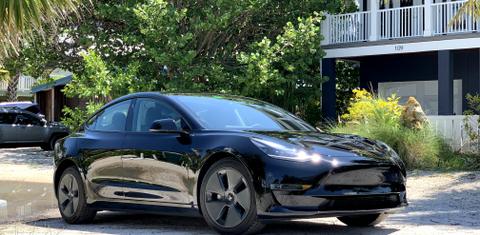 Tesla Model 3 2021