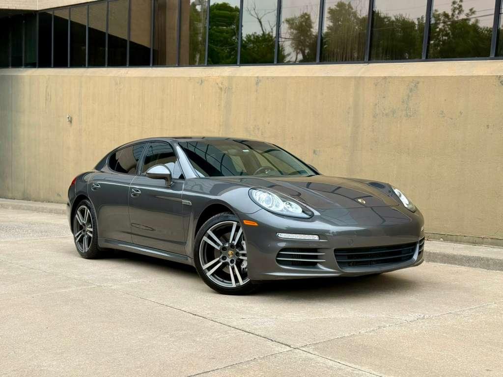 Porsche Panamera 2015 in Warr Acres, OK