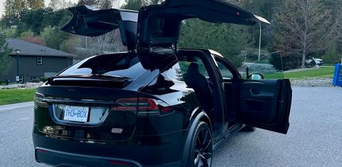 Tesla Model X 2022