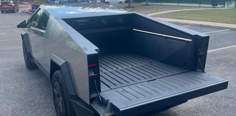 Tesla Cybertruck 2024