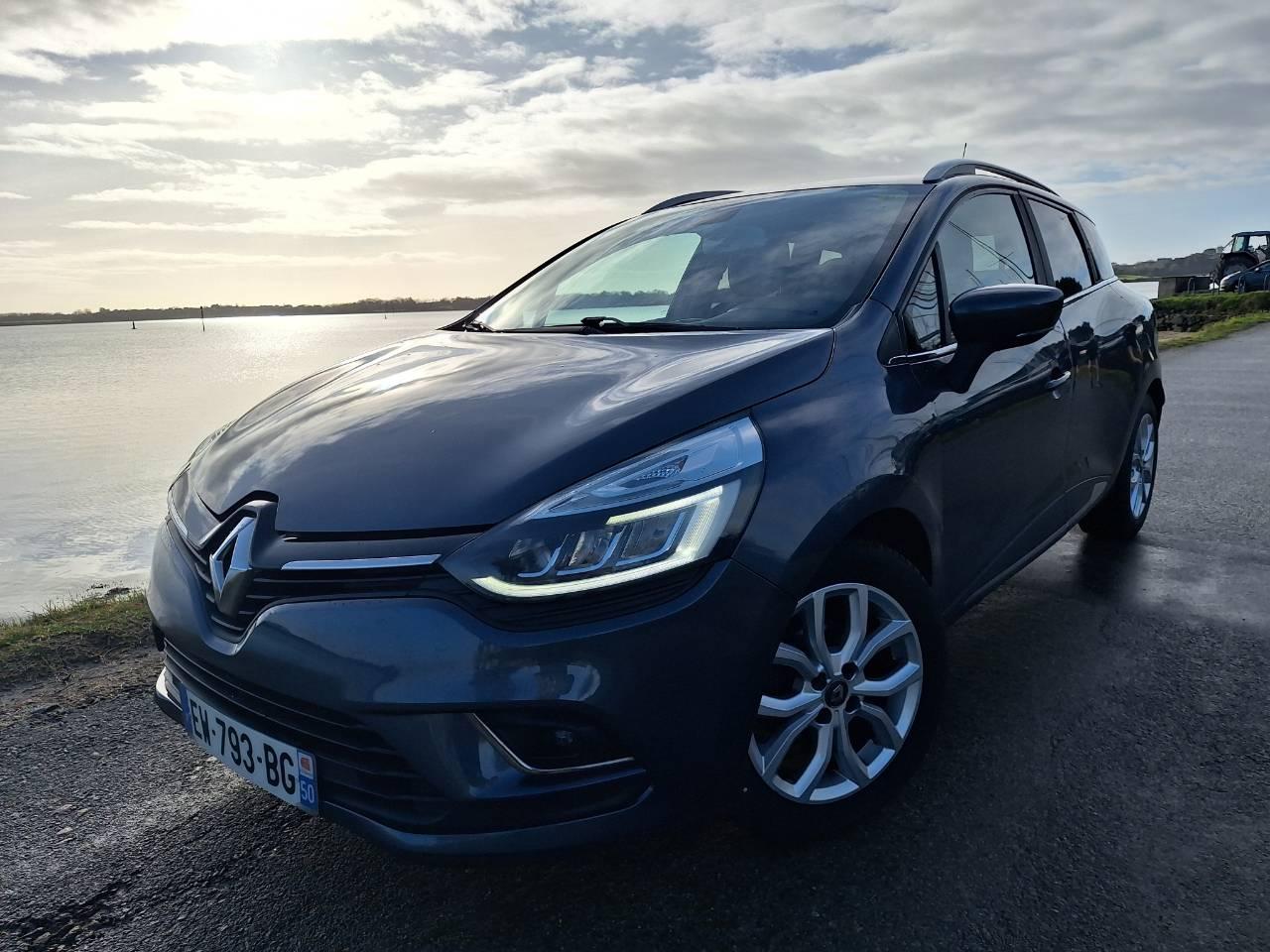 Renault CLIO IV 2018 à Vannes