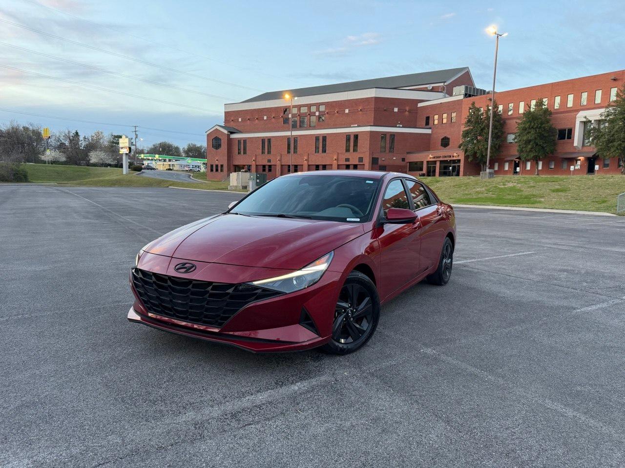 Hyundai Elantra 2023 in Nashville, TN