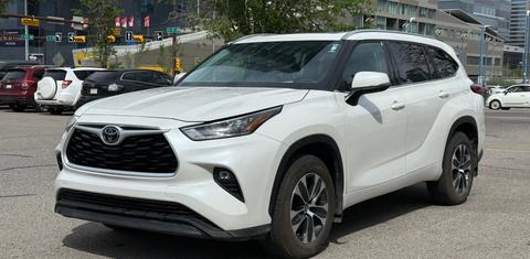 Toyota Highlander 2021