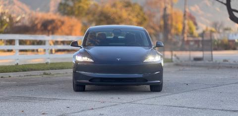Tesla Model 3 2025