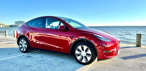 Tesla Model Y 2023