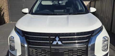 Mitsubishi OUTLANDER 2022