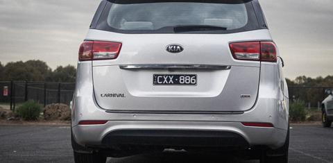 Kia CARNIVAL 2016