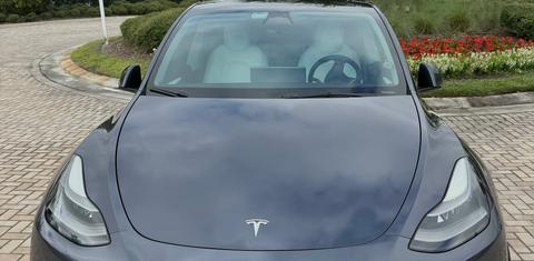 Tesla Model Y 2023