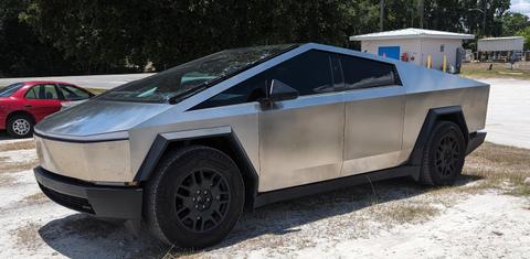 Tesla Cybertruck 2024